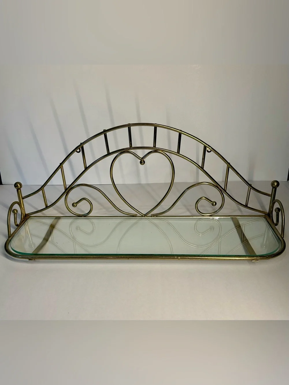Vintage Brass Style Heart Metal Wall Display Shelf with Glass Tray